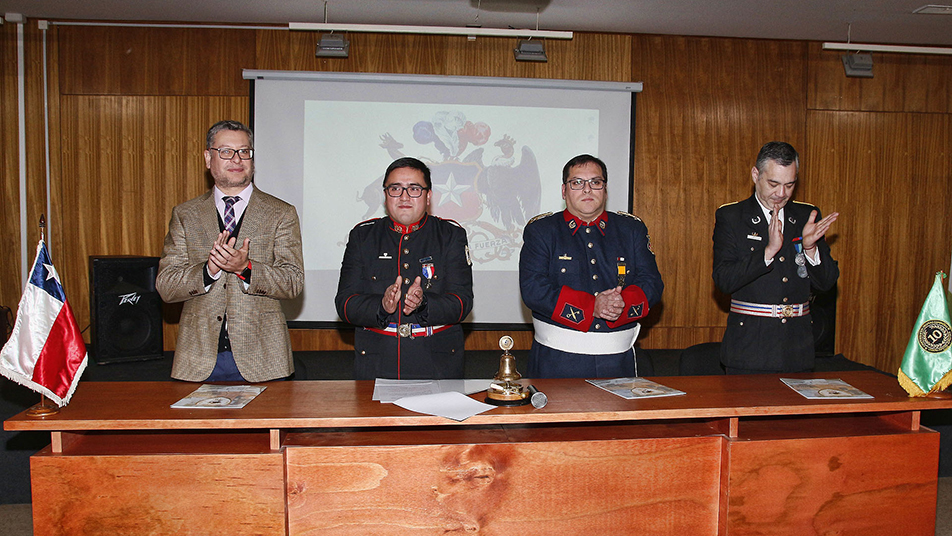Décima Compañía de Bomberos de Temuco celebró su 26° aniversario 
