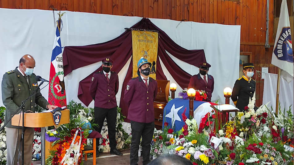 “Su entrega es testimonio de los votos que juramos al ingresar a Bomberos de Chile” Presidente Nacional en funeral de Ulises Pacheco Pacheco (Q.E.P.D) 