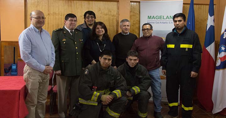 Industria Marine Gel Antartic realiza importante donación a Bomberos de Porvenir