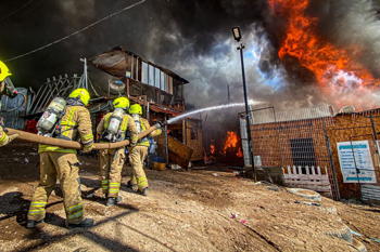 350 incendio campamento IQQ