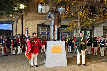 350 monumento santamaria