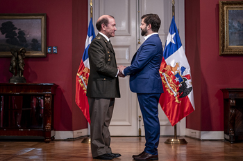 350 reunion la moneda