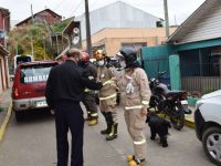 Presidente Nacional se reúne con Alcaldesa y Bomberos de Pelluhue