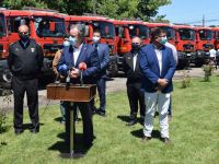 Cuerpos de Bomberos del Biobío recibieron 18 de los 32 Carros Forestales financiados por el CORE y JNCB