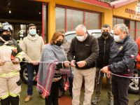 Bomberos de Longaví reciben tres camionetas 4×4 de parte del municipio