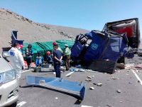 Choque de alto impacto con un fallecido movilizó a Bomberos de Huara