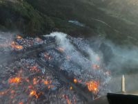 Al menos 300 Bomberos trabajan en incendio que destruyó por completo más de 140 casas en Castro (NOTICIA EN DESARROLLO)