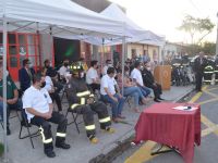 Bomberos Metropolitano Sur reciben nueva pieza de material mayor