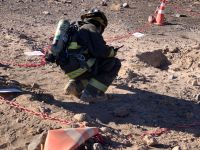 Bomberos Haz - Mat monitorean objeto anómalo