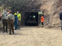 Bomberos de Rancagua rescatan a trabajador atrapado en Mina El Maitén de Chancón 