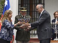 Bomberos fue reconocido en celebración de Janucá en La Moneda