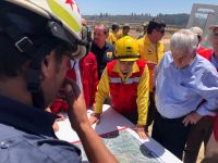 Presidente de la República visitó puesto de comando por incendios forestales en Valparaíso